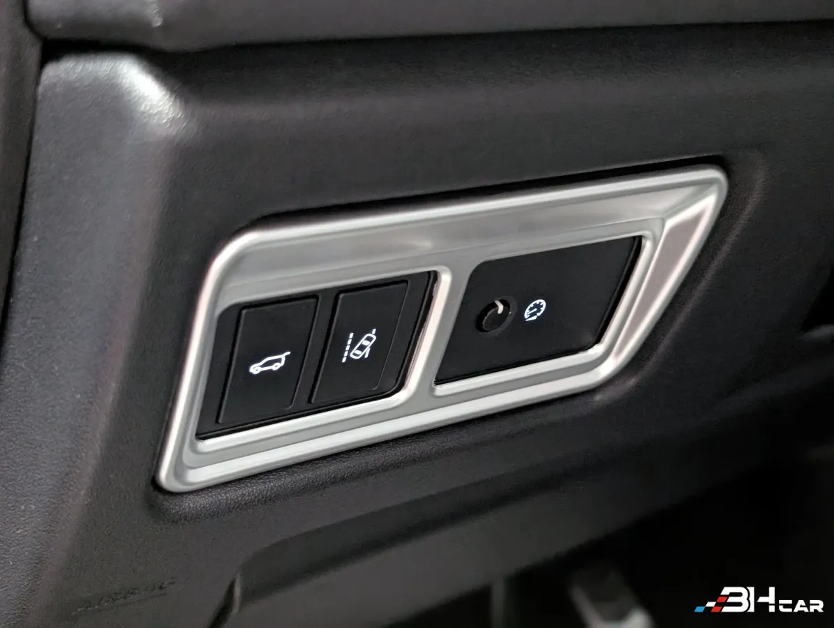Land Rover Discovery Sport - photo 16