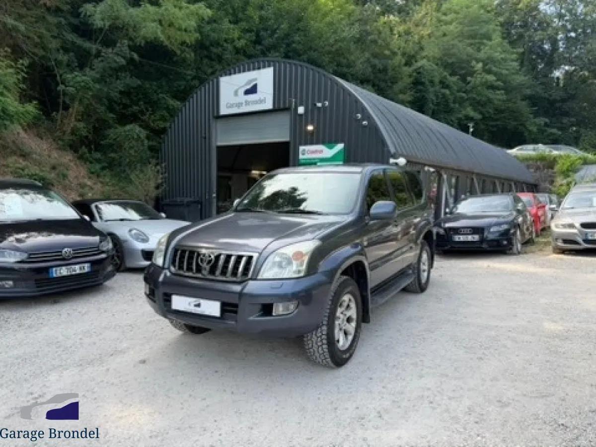 Toyota Land Cruiser