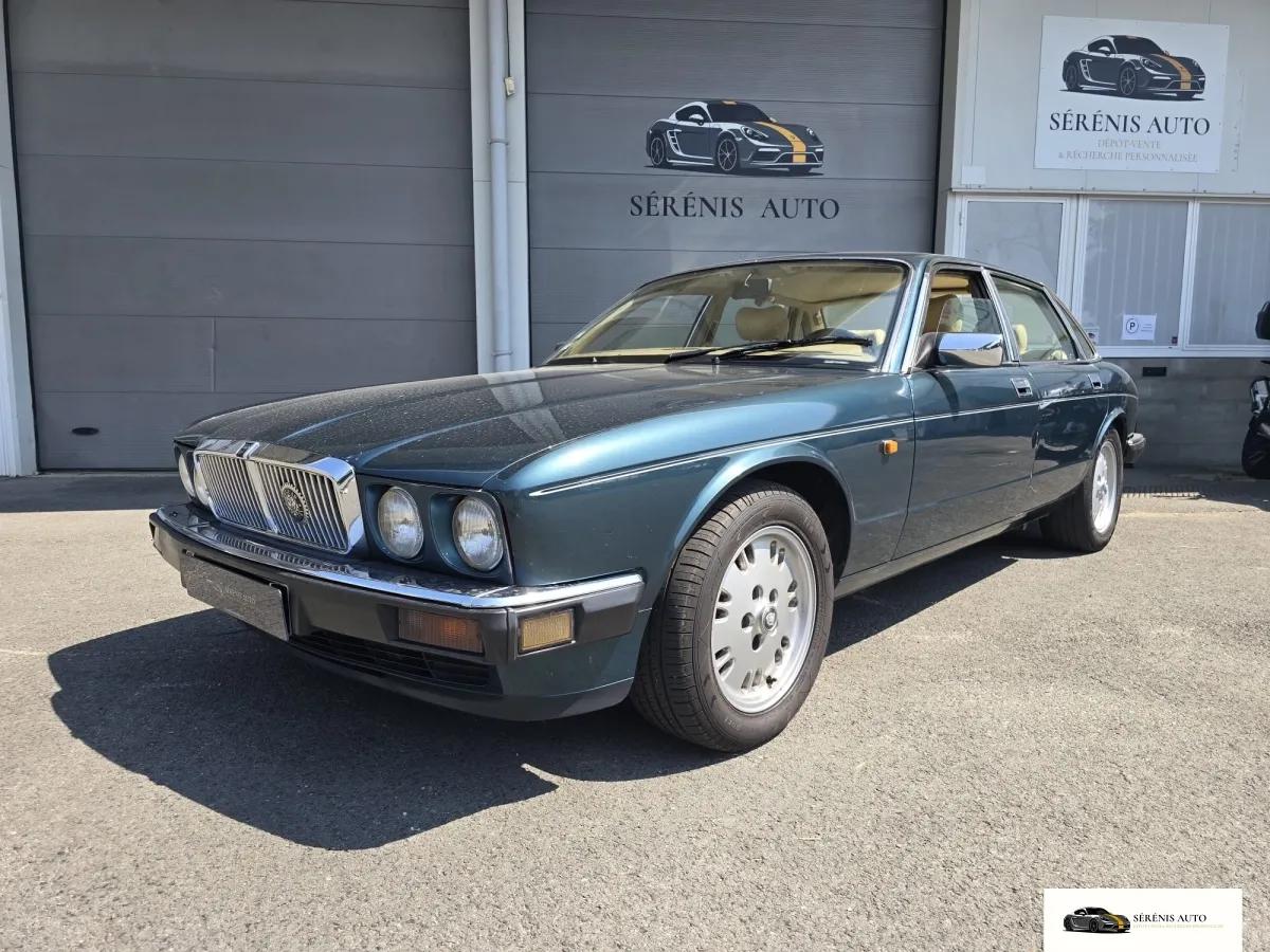 Jaguar XJ