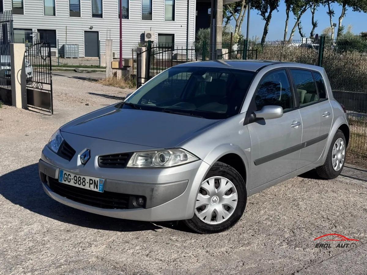 RENAULT Megane