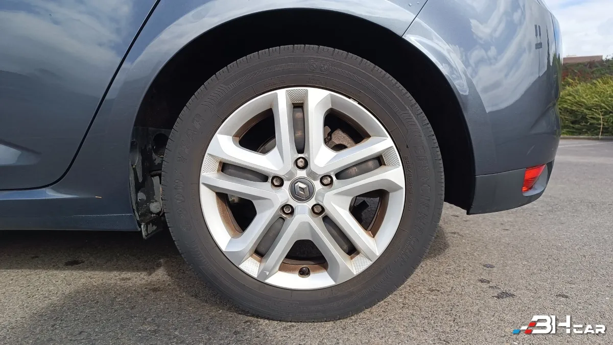 Renault Megane - photo 8