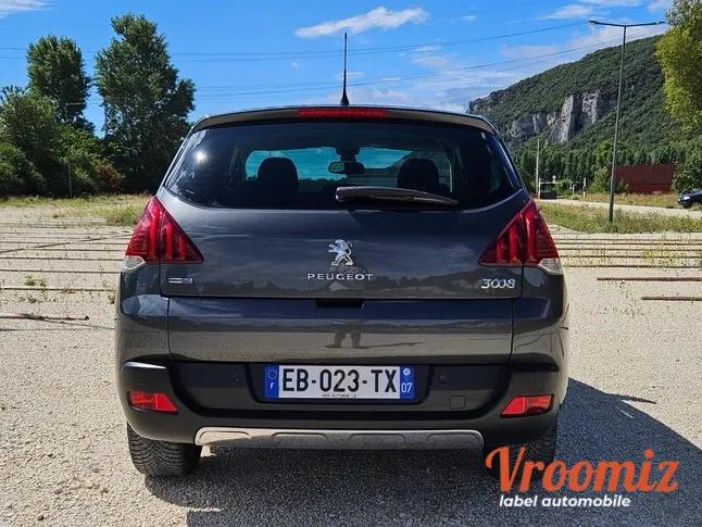 Peugeot 3008 GENERATION-I 1.6 HDI 115 STYLE