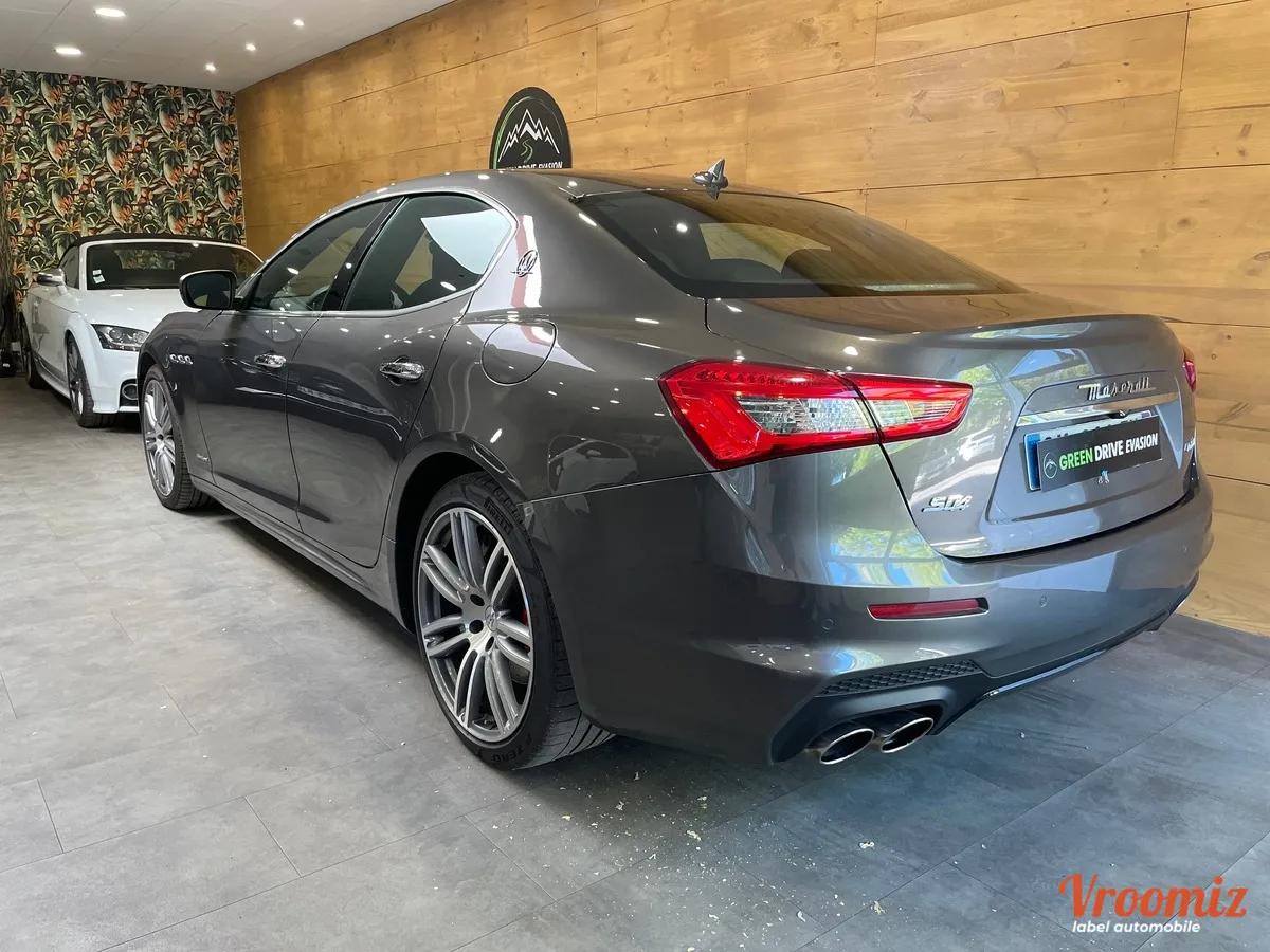 Maserati Ghibli 