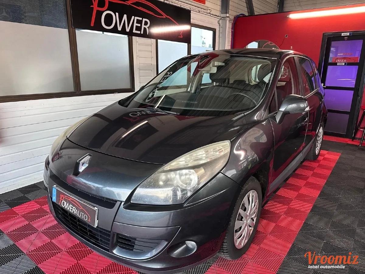 RENAULT Scenic