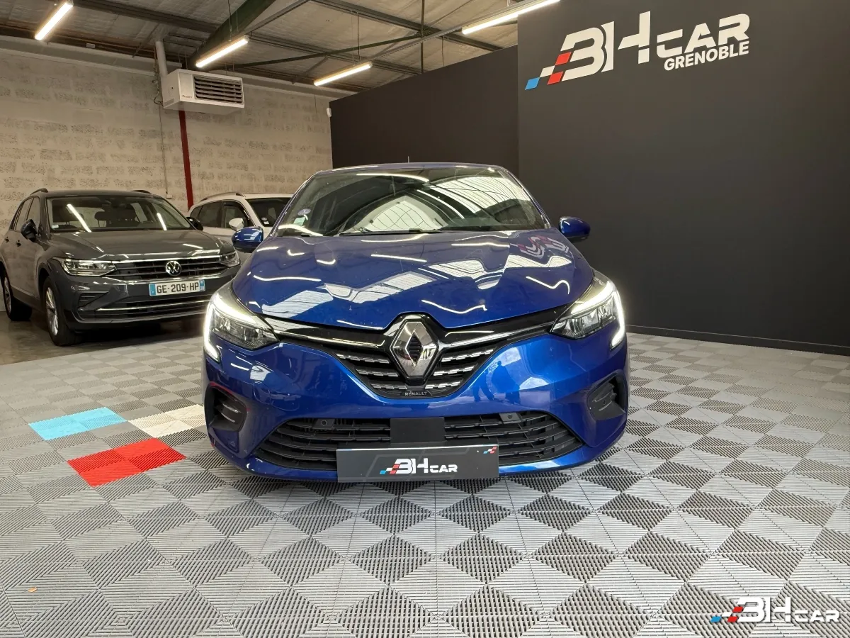 Renault Clio - photo 2