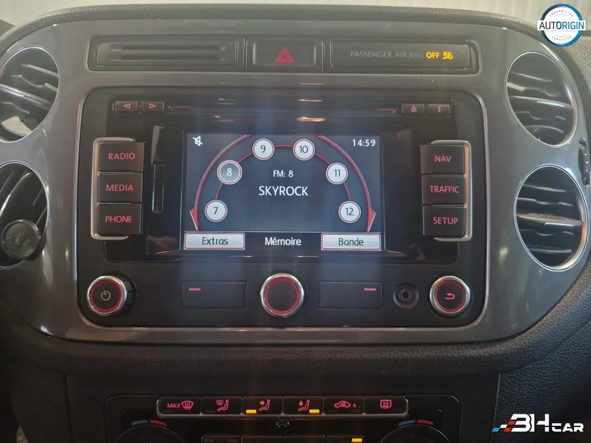 Volkswagen Tiguan - photo 19