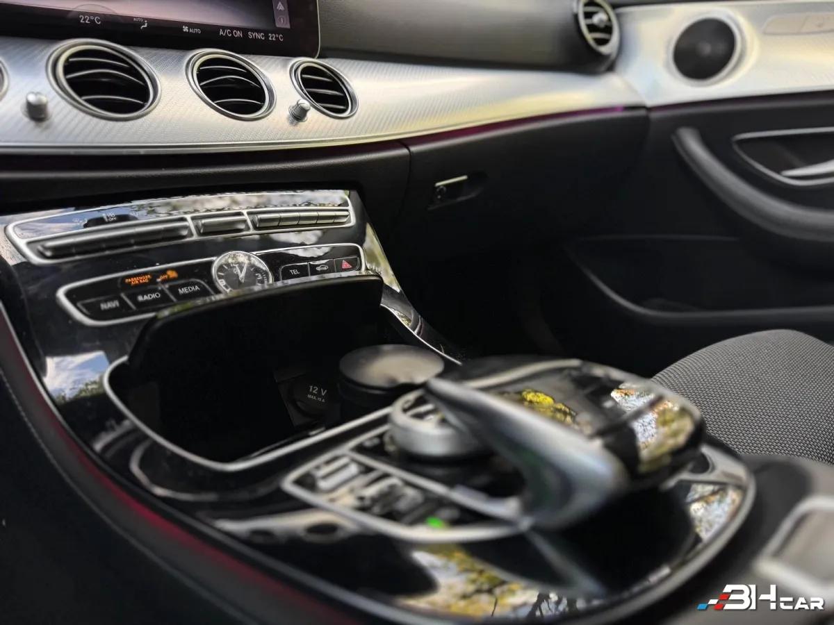 Aperçu indisponible de Mercedes-Benz Classe E