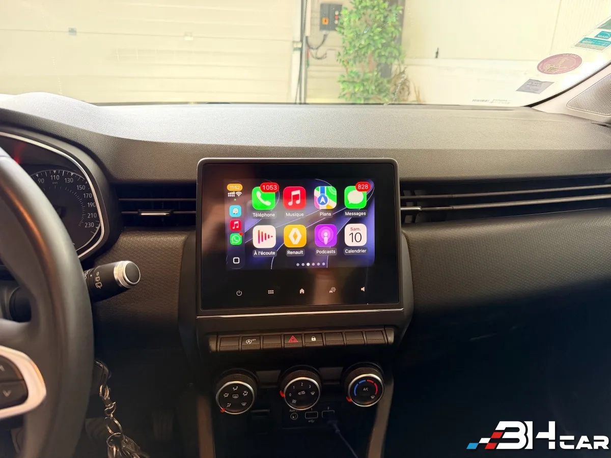 Renault Clio - photo 13