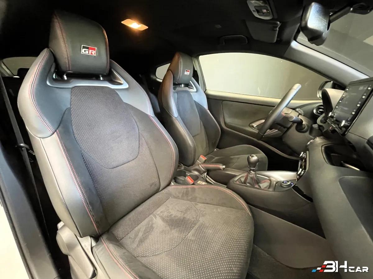 Aperçu indisponible de Toyota GR YARIS
