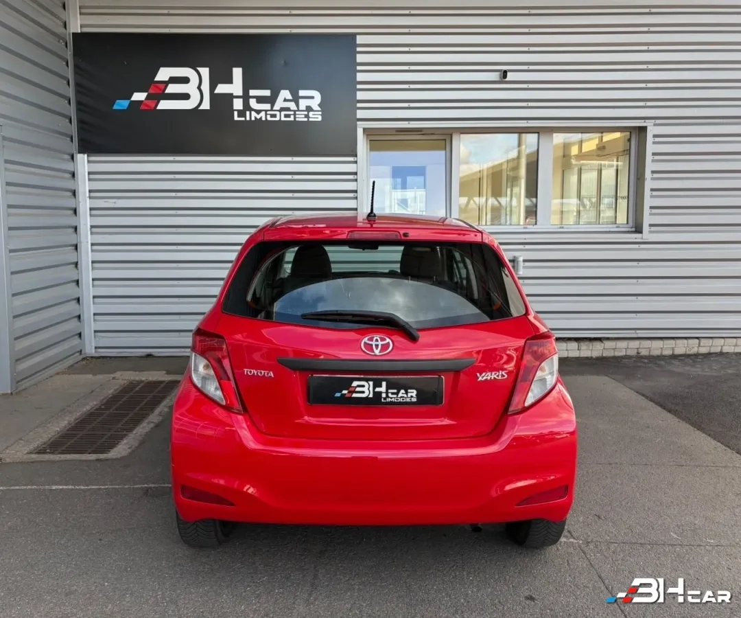 Toyota Yaris - photo 6