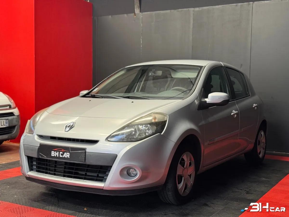 Aperçu indisponible de RENAULT Clio