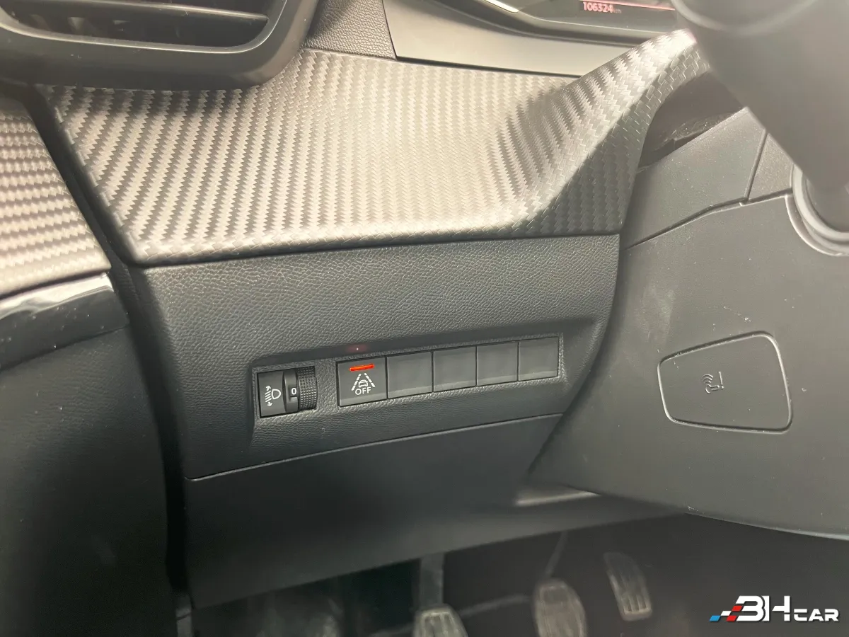 Peugeot 208 - photo 20