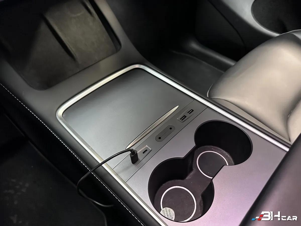 Aperçu indisponible de Tesla Model-y