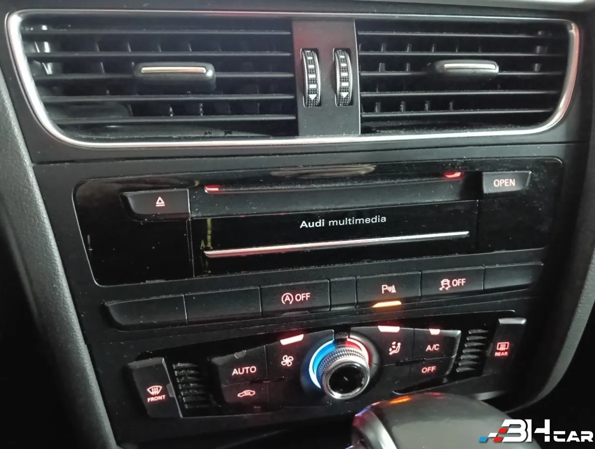 Audi A4 - photo 12