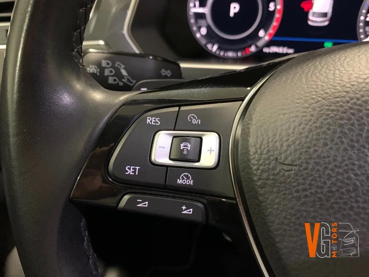 Volkswagen Tiguan 2.0 TDI 150 BLUEMOTION CARAT DSG BVA