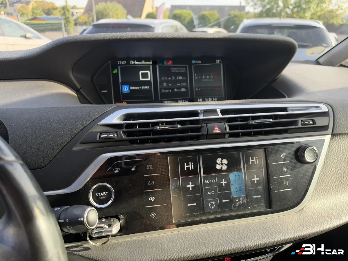 Citroen C4 Picasso - photo 17