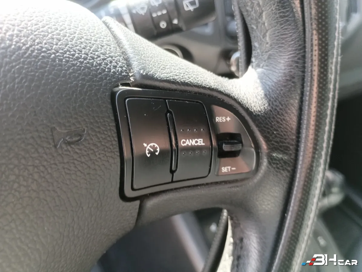 Kia Sportage - photo 25