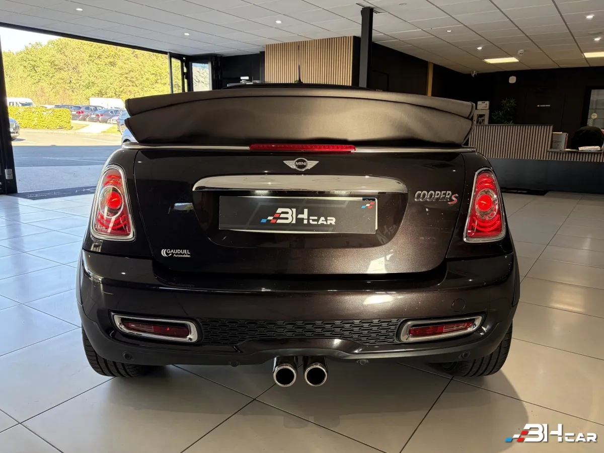 Mini Cabrio - photo 6