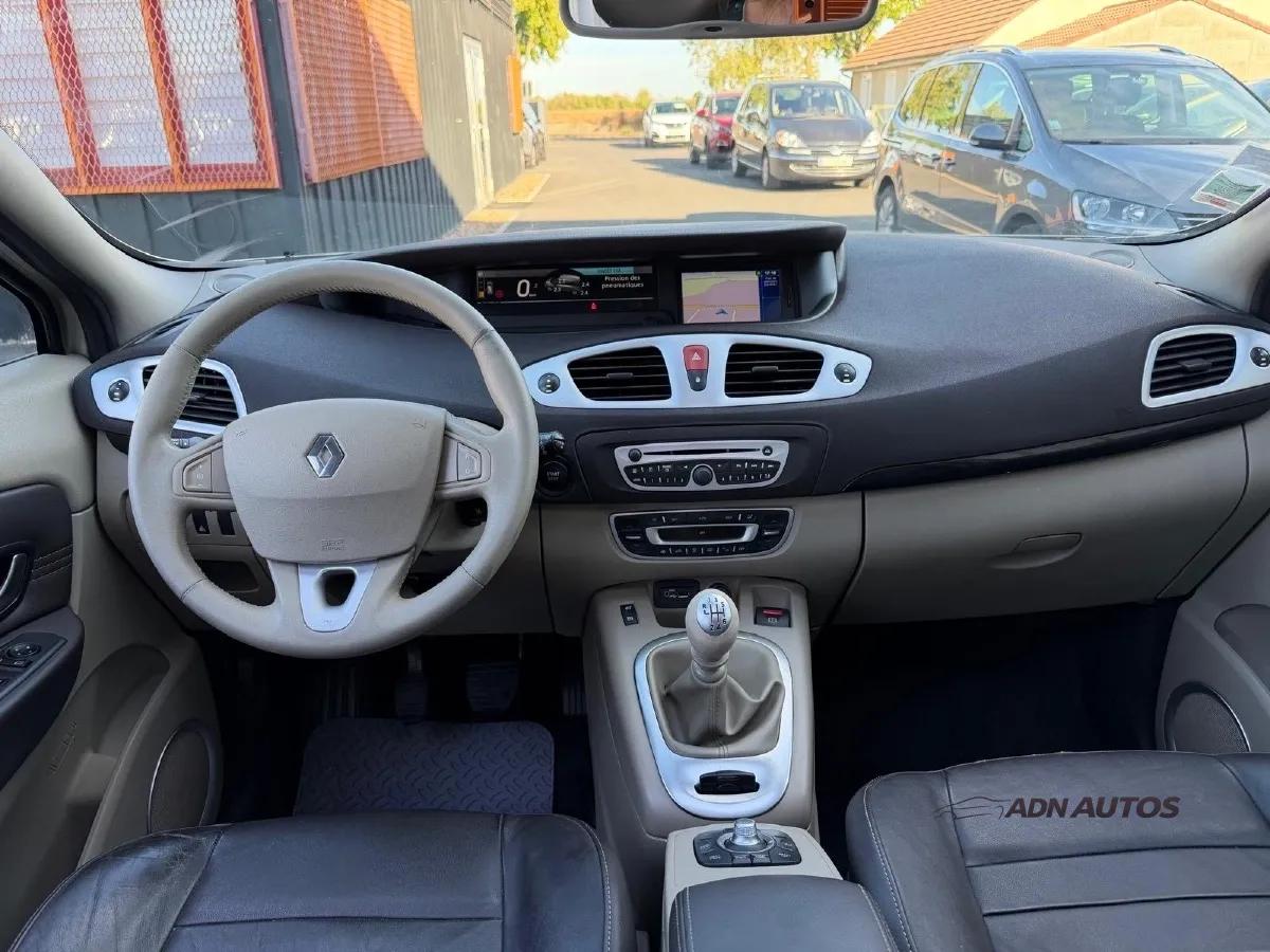 Renault Grand Scenic 1.9 DCI 130 PRIVILEGE