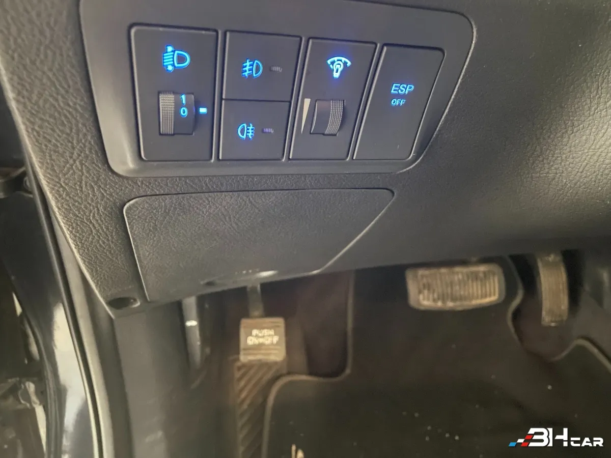 Hyundai Santa Fe - photo 21