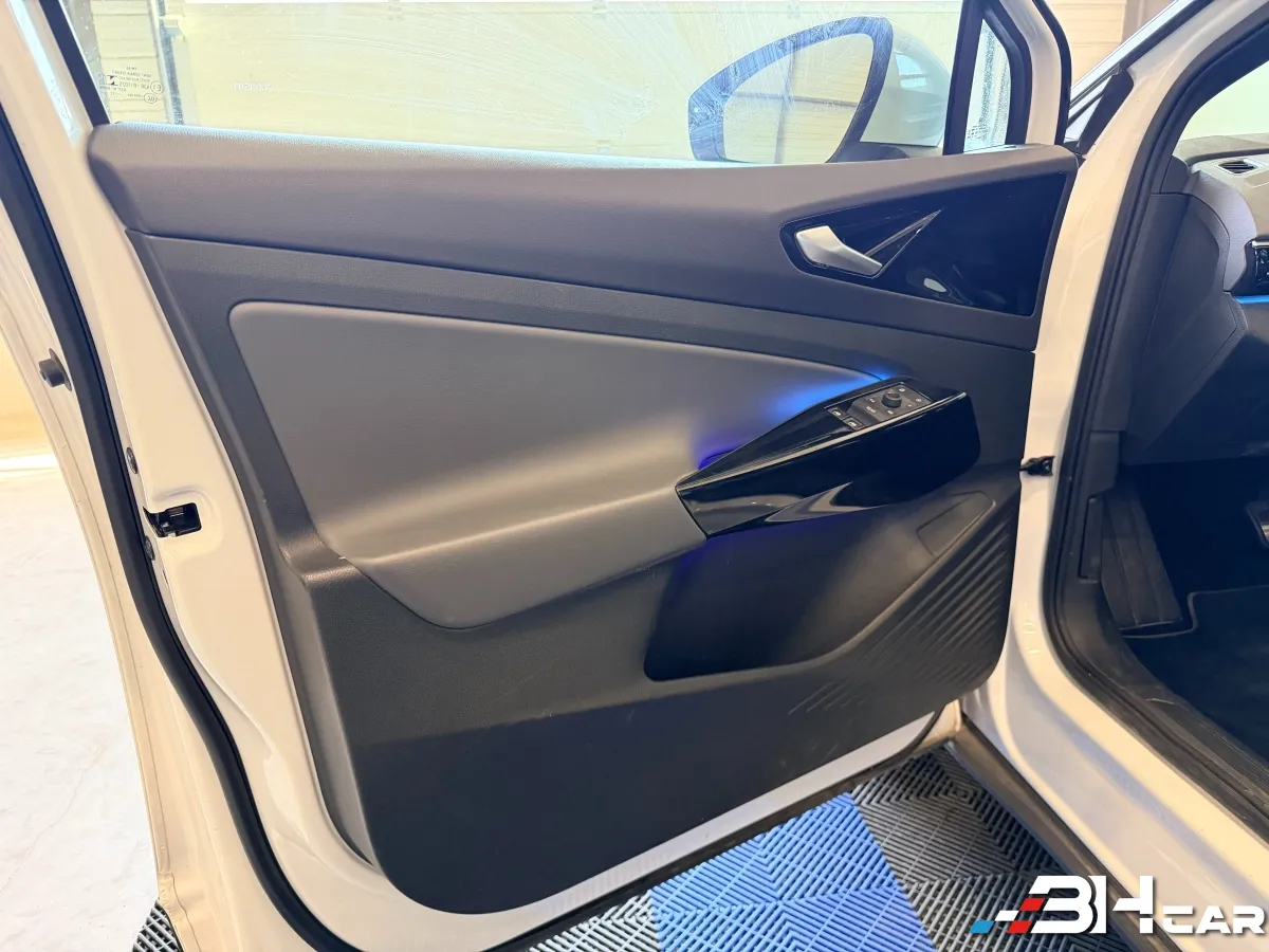 Volkswagen ID.4 - photo 20