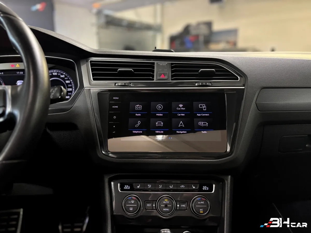 Volkswagen Tiguan - photo 33
