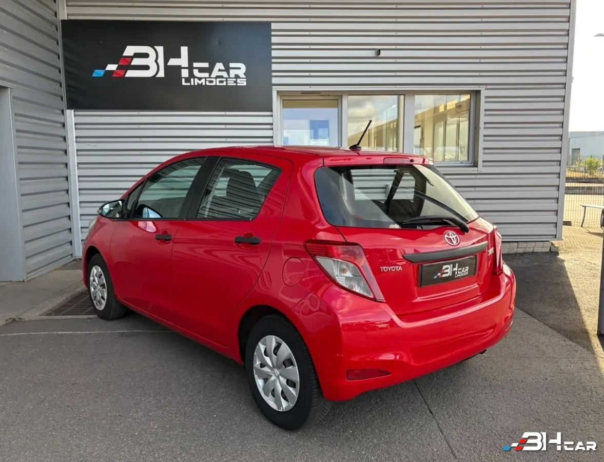 Toyota Yaris - photo 5