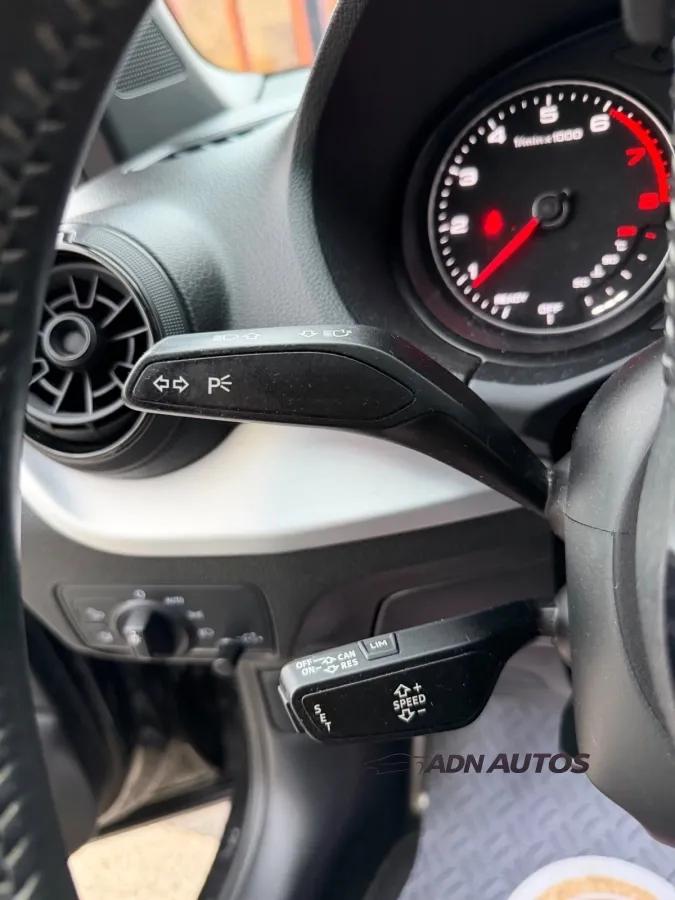 Audi Q2 1.4 TFSI COD 150 S-LINE S-TRONIC BVA