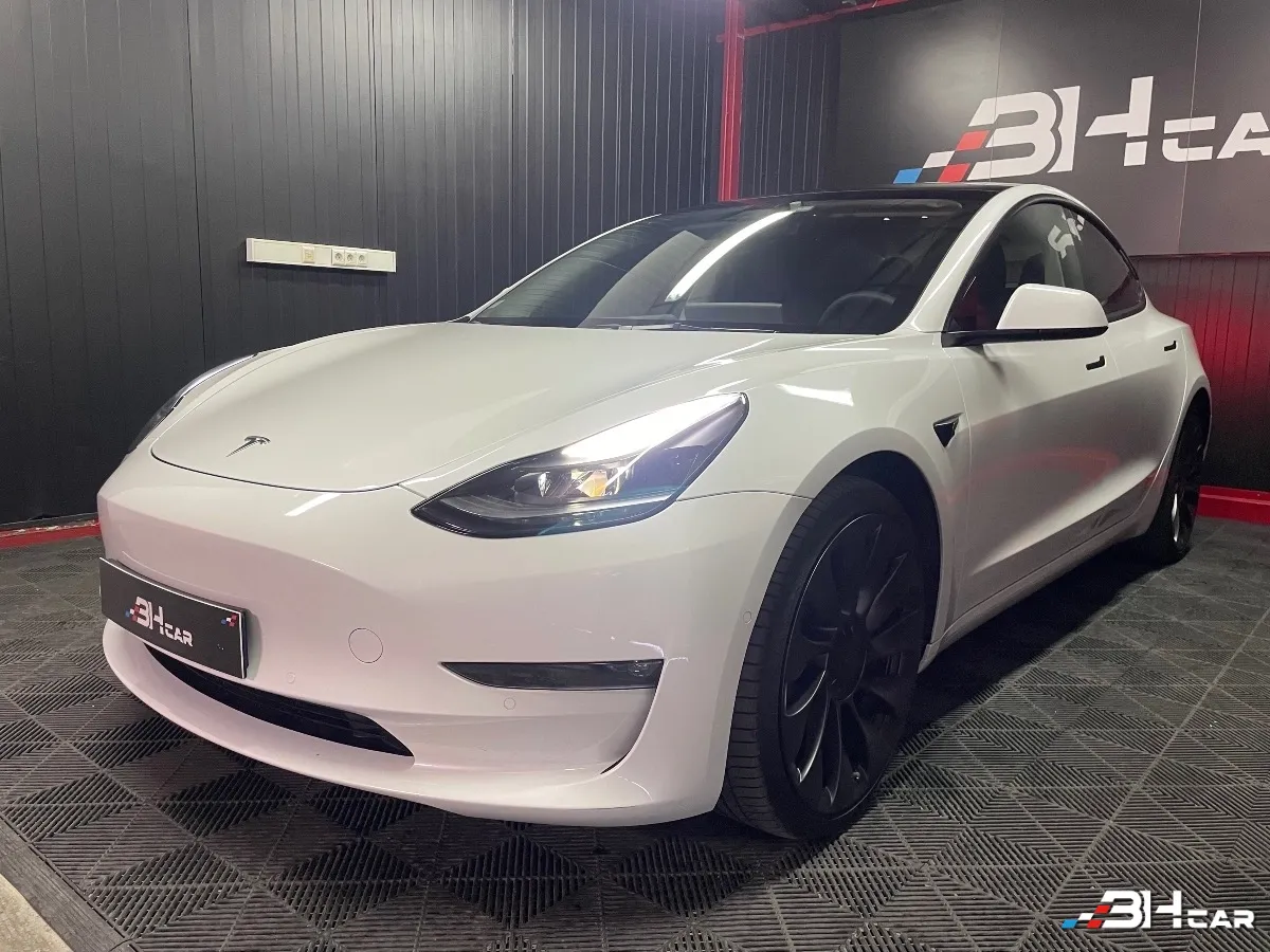 Tesla Model-3 - photo 3