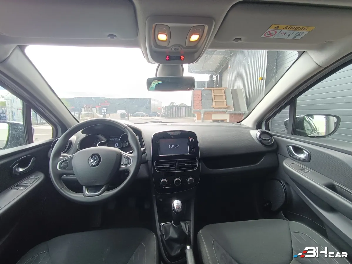 Renault Clio - photo 15