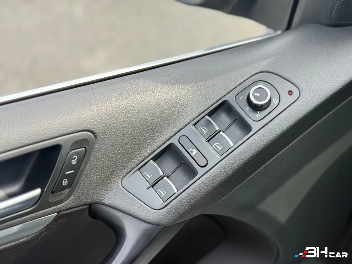 Volkswagen Tiguan - photo 24