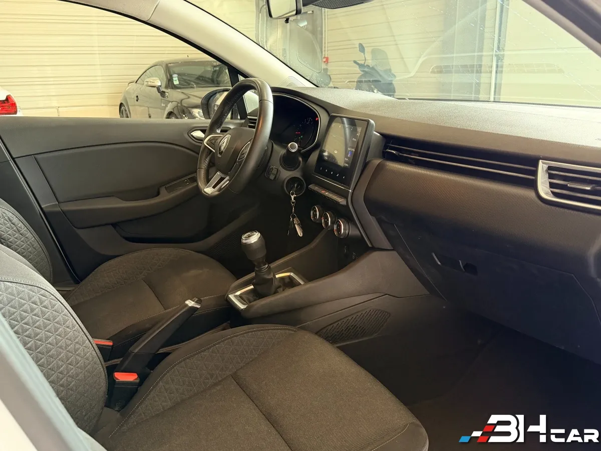 Renault Clio - photo 10