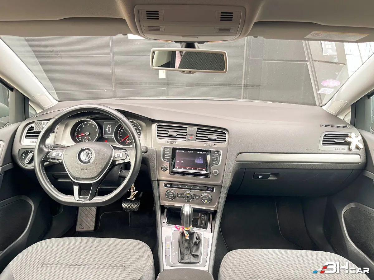 Volkswagen Golf - photo 14