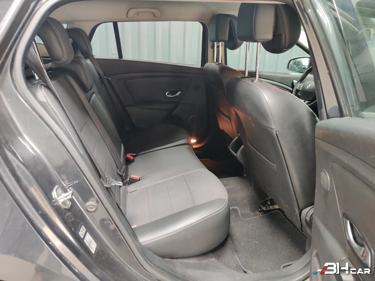 Renault Megane - photo 9