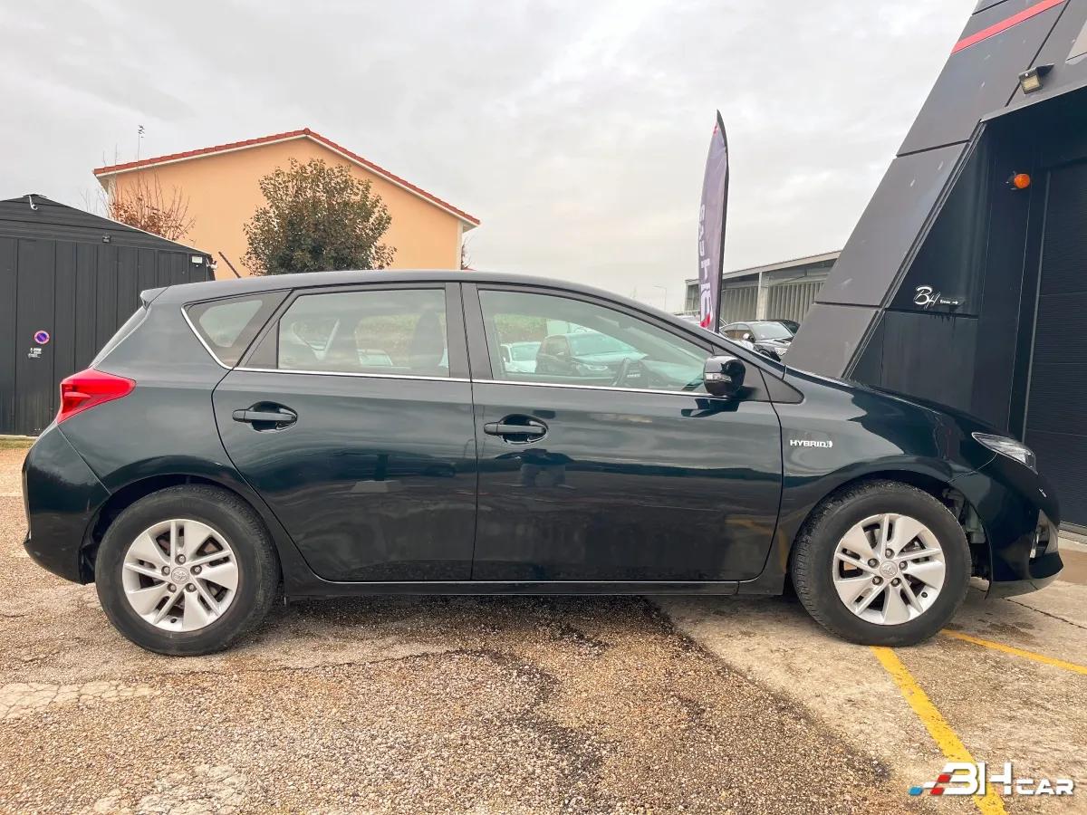 Aperçu indisponible de Toyota Auris