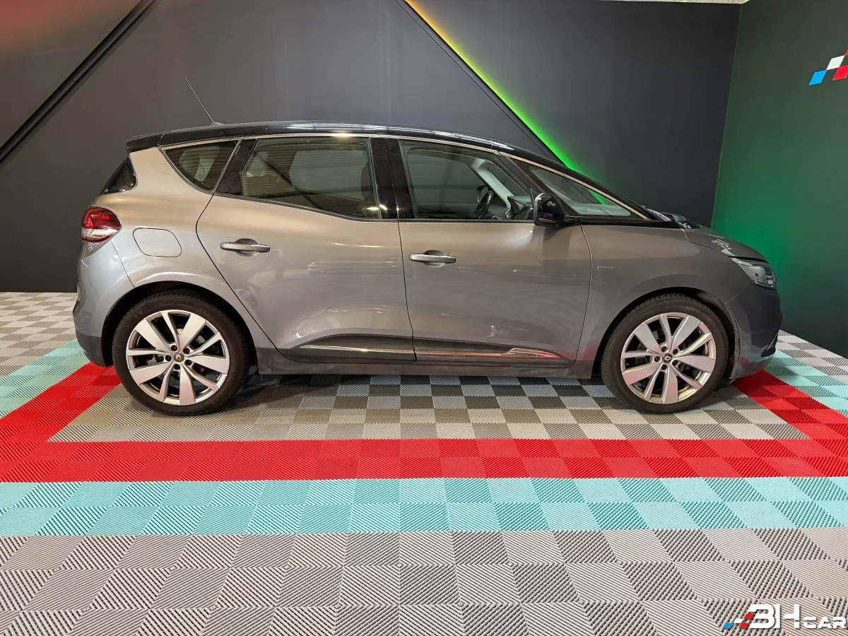Renault Scenic - photo 8