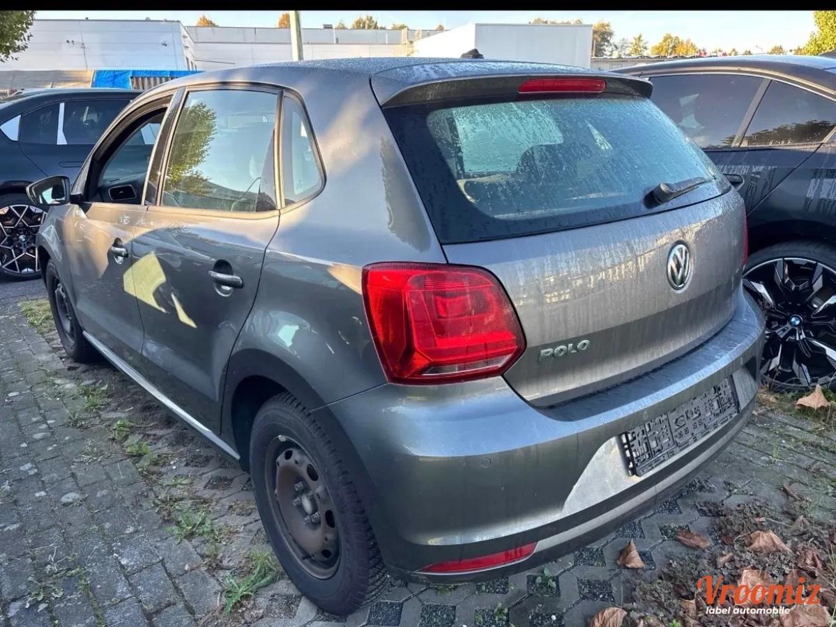 VOLKSWAGEN POLO COMFORTLINE