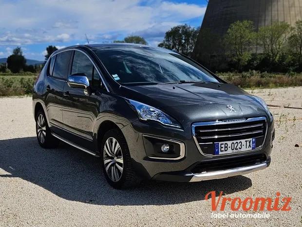Peugeot 3008 GENERATION-I 1.6 HDI 115 STYLE