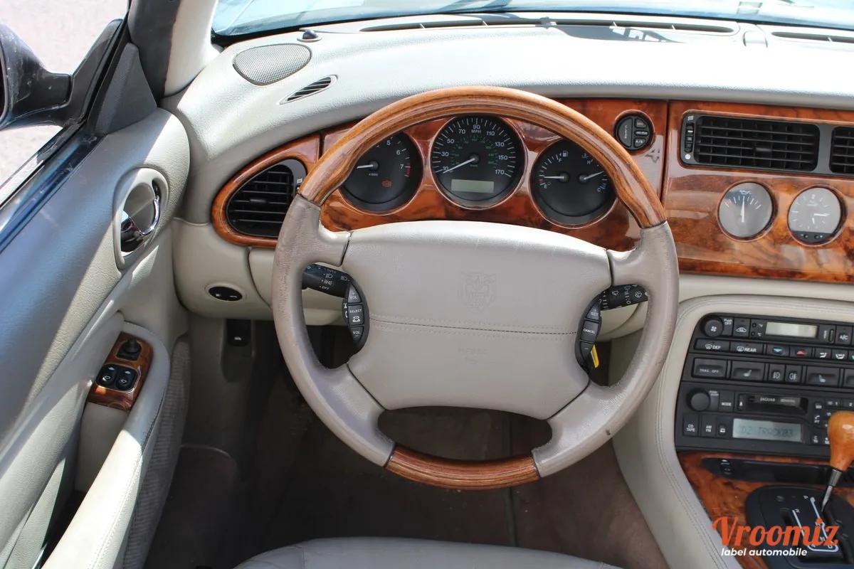 Jaguar Xk8 