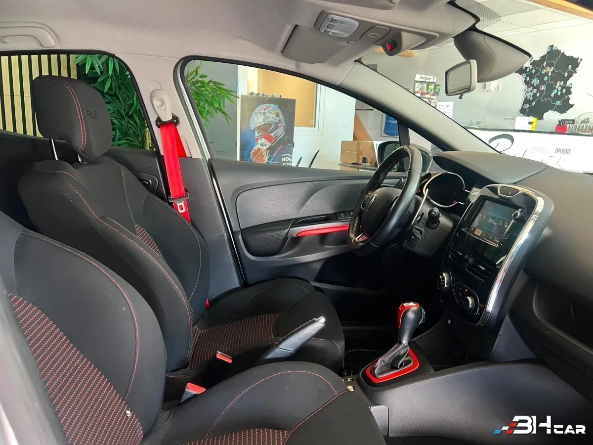 Renault Clio - photo 14