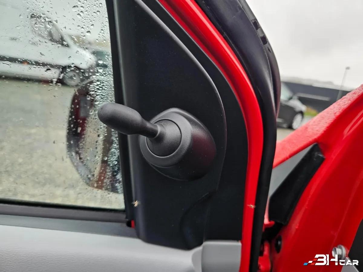 Aperçu indisponible de Suzuki Alto