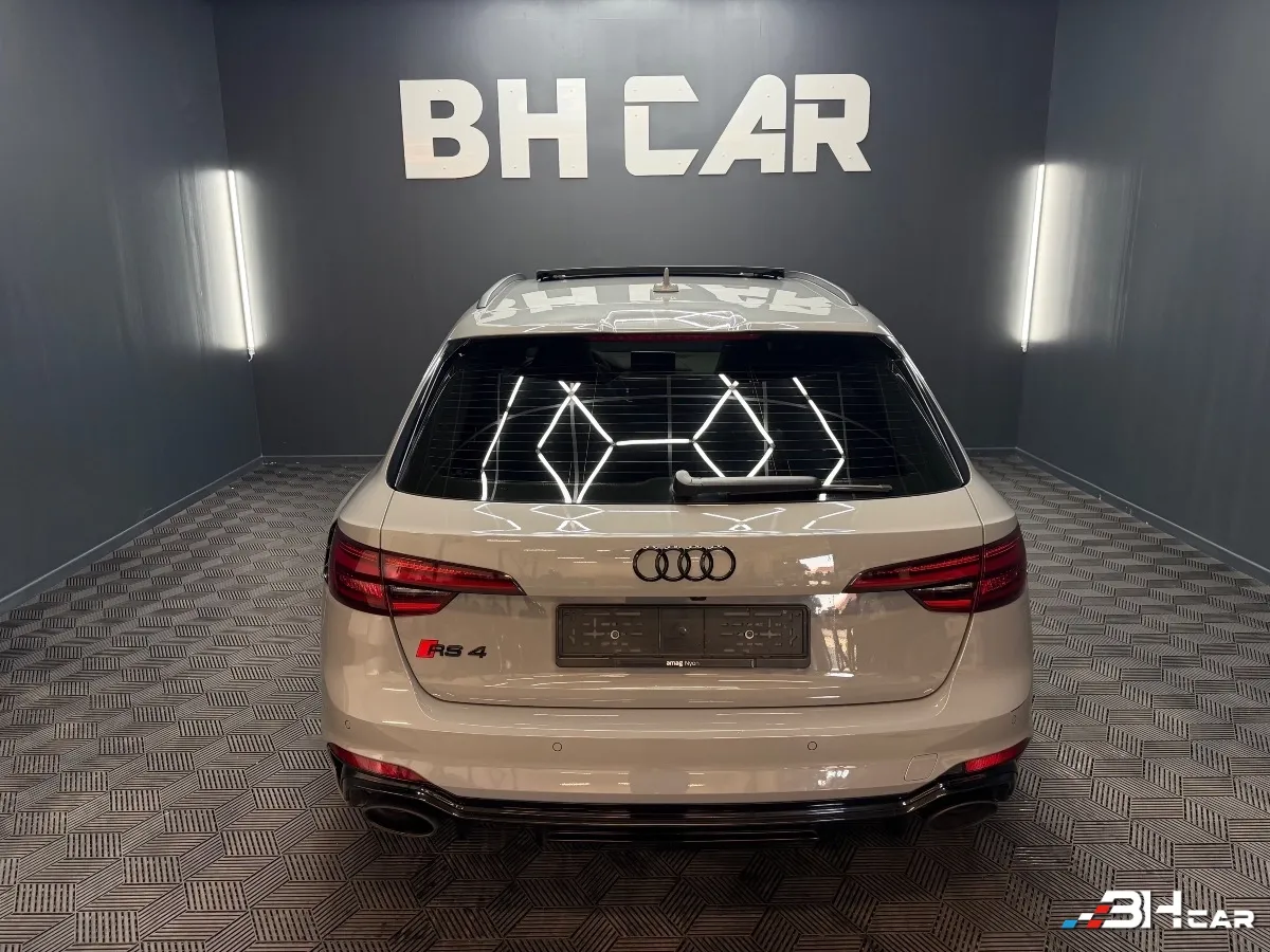 Audi Rs4 - photo 10