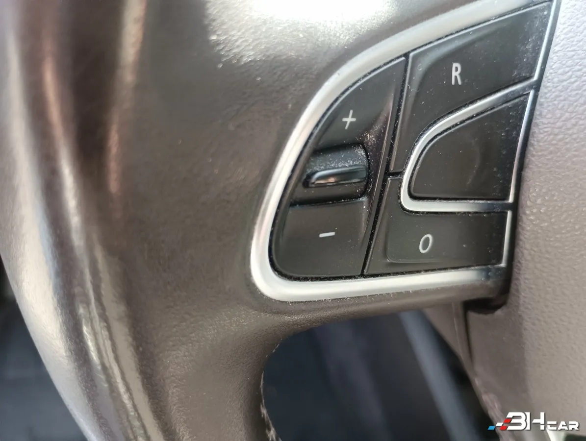 Renault Espace - photo 26