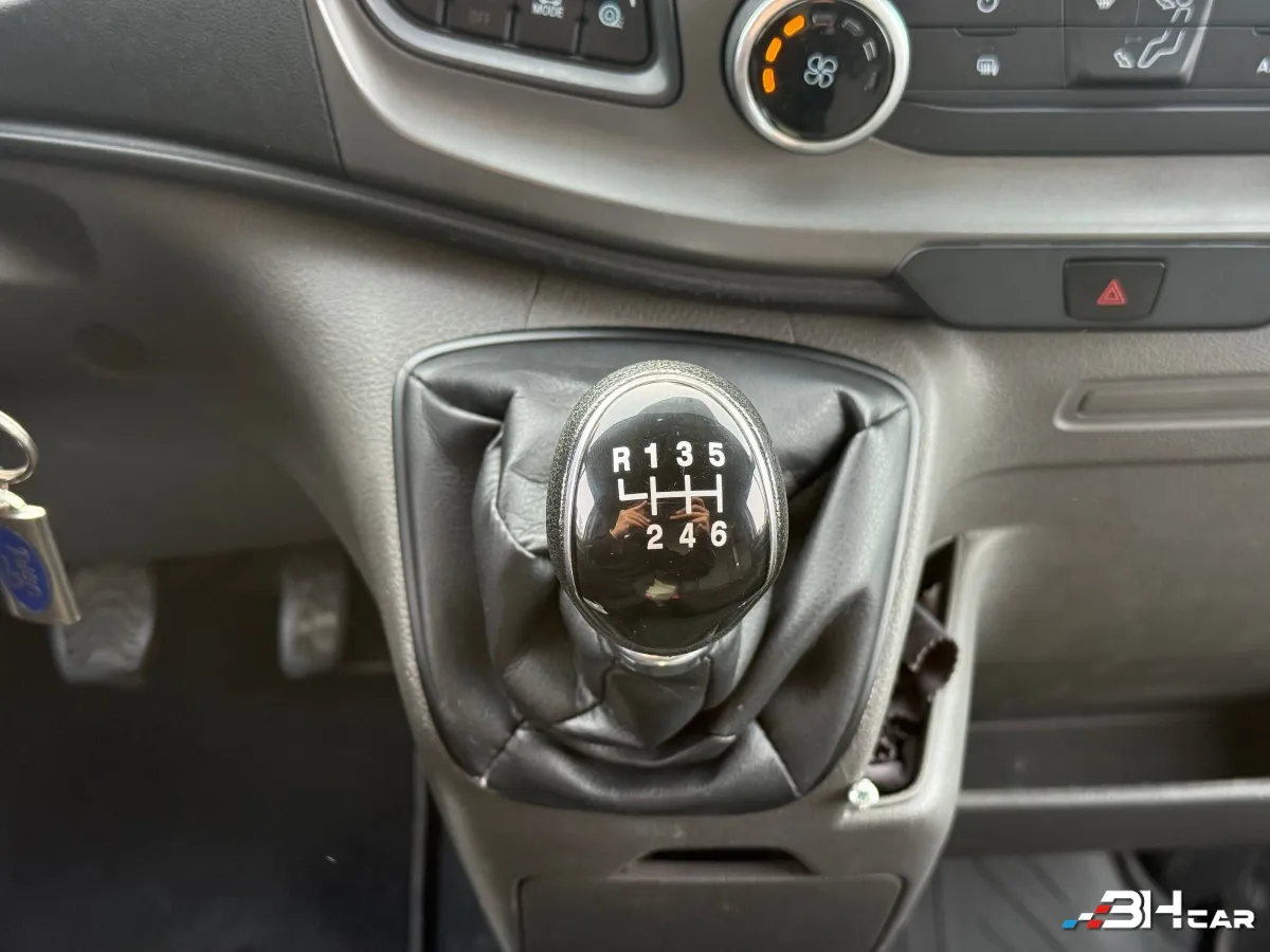 Ford Transit Vu - photo 22