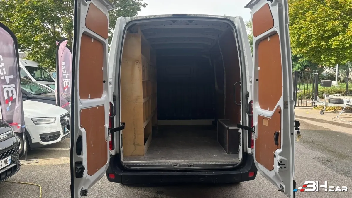 Renault Master Vu - photo 13