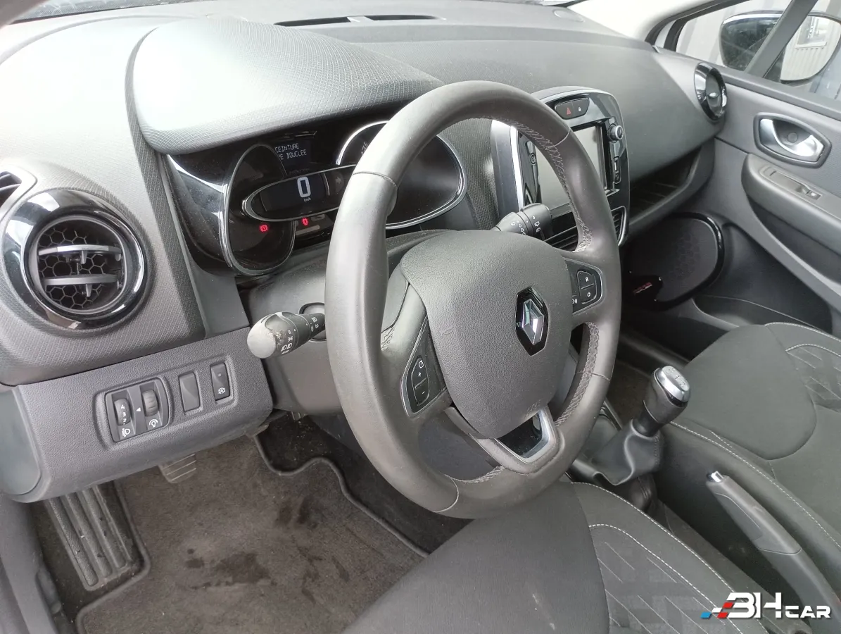 Renault Clio - photo 14