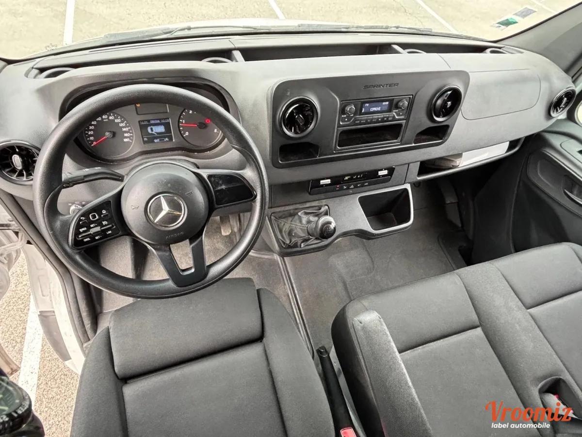 MERCEDES-BENZ SPRINTER 5-t Camion plate-forme hayon / Châssis 514 CDI 143cv - Garantie 12 Mois