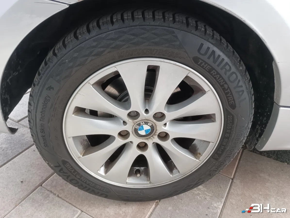 Bmw Serie 1 - photo 11