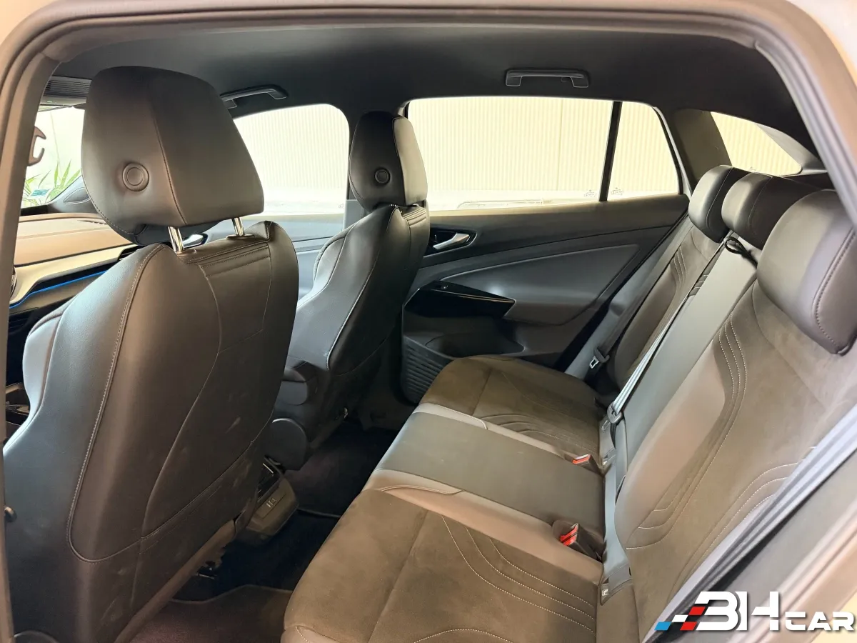 Volkswagen ID.4 - photo 21