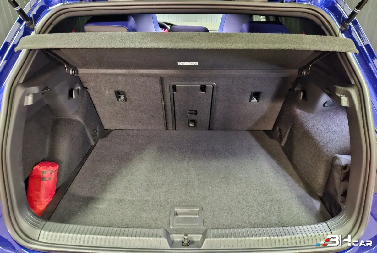 Volkswagen Golf - photo 16